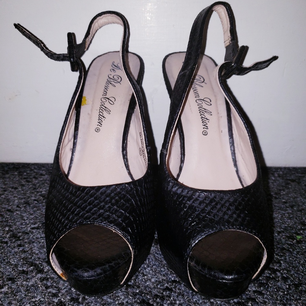 Heels - Picture 6 of 7